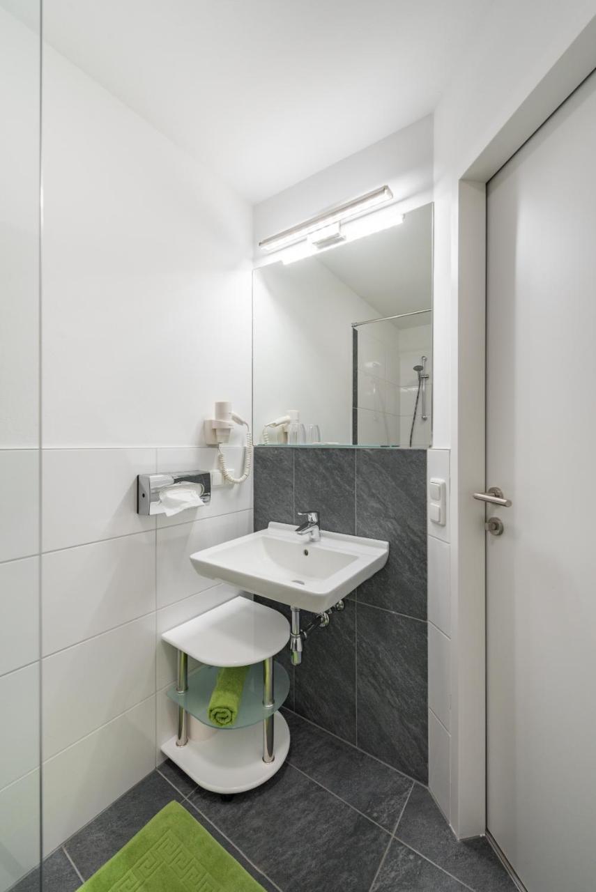 Hotel "City Rooms Wels" Экстерьер фото